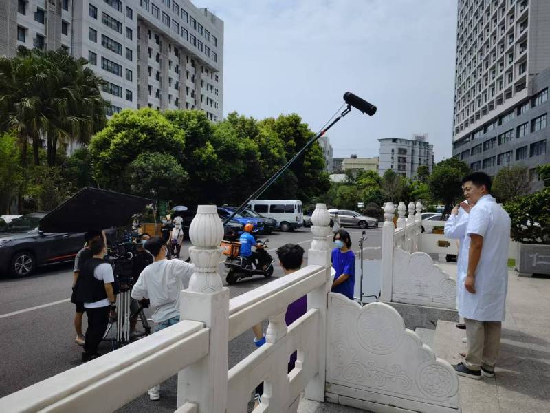 岳阳楼区广告片拍摄公司低成本实现高规格制作的诀窍